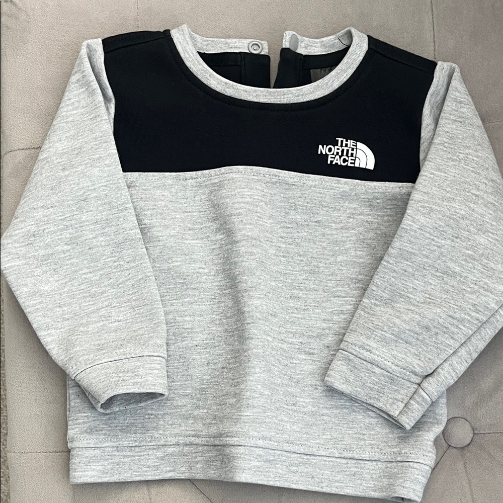 The North Face Kids Gray and Black Jogger Set - Picture 2 of 8
